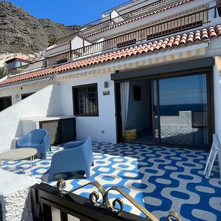 New, Comfortable, Amazing View! *